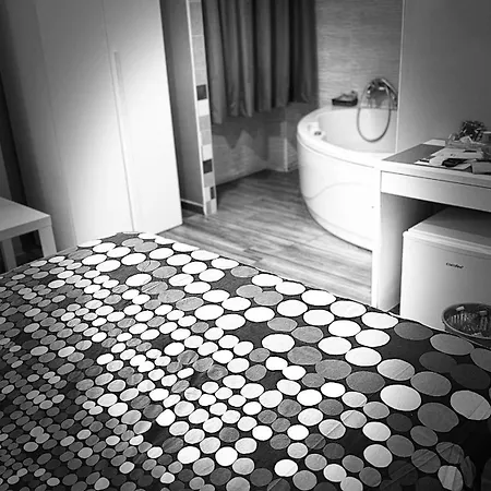 Via Trento 30 Gasthof 4*
