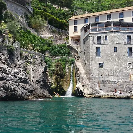 Guest house Via Trento 30 *